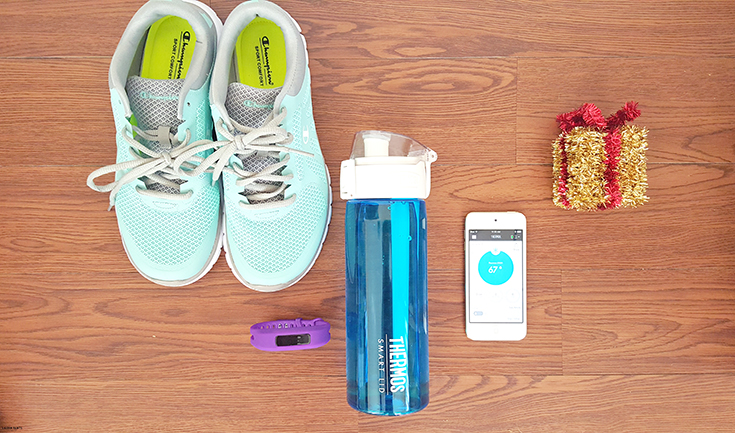 Do you need to up your water intake? Find out how you can keep track of your hydration easily & stay fit all year long!