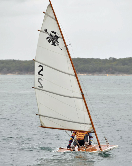 Earwigoagin Australian Sailfish Plans for a SitOnTop Dinghy