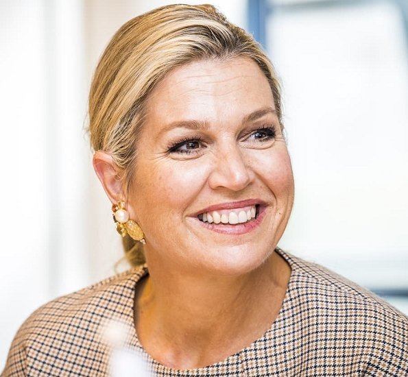 Queen-Maxima-in-Natan-8.jpg