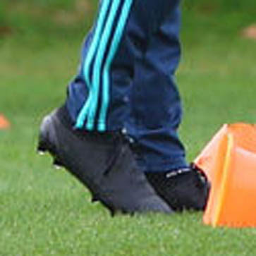 Jose Mourinho Laces Up In Revolutionary Adidas 2016-2017 Boots - Footy ...