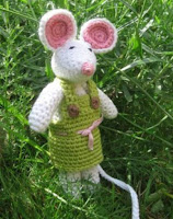 PATRON GRATIS RATA AMIGURUMI 422