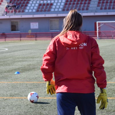Alba Hoyas - Málaga Femenino -: "El SPA es un equipo duro y trabajador"