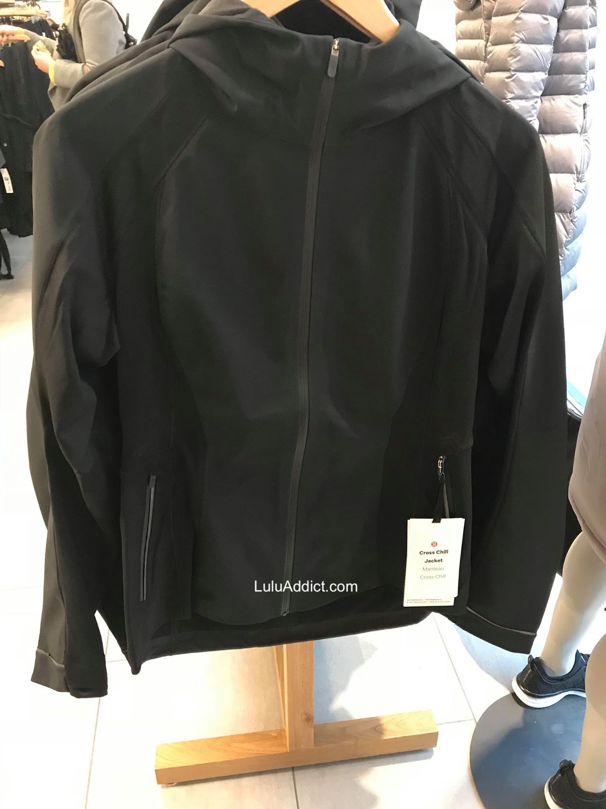 lululemon cross chill jacket review