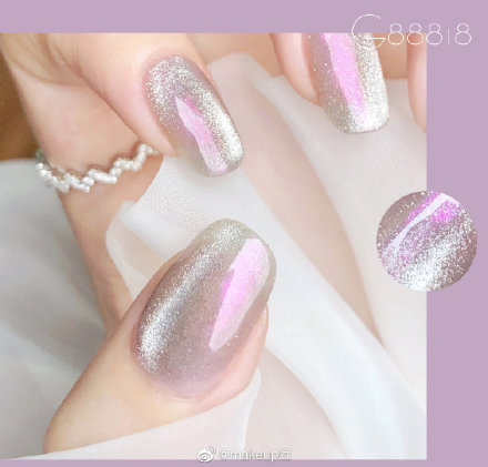 Aurora & Nail Art, You might as well try this trend.