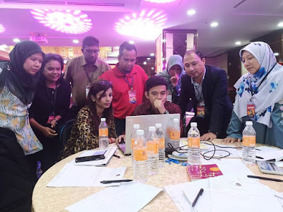 Edufluencer : Harapan Baharu Pendidikan Malaysia. Perjumpaan 100 Guru Hebat PAK21!