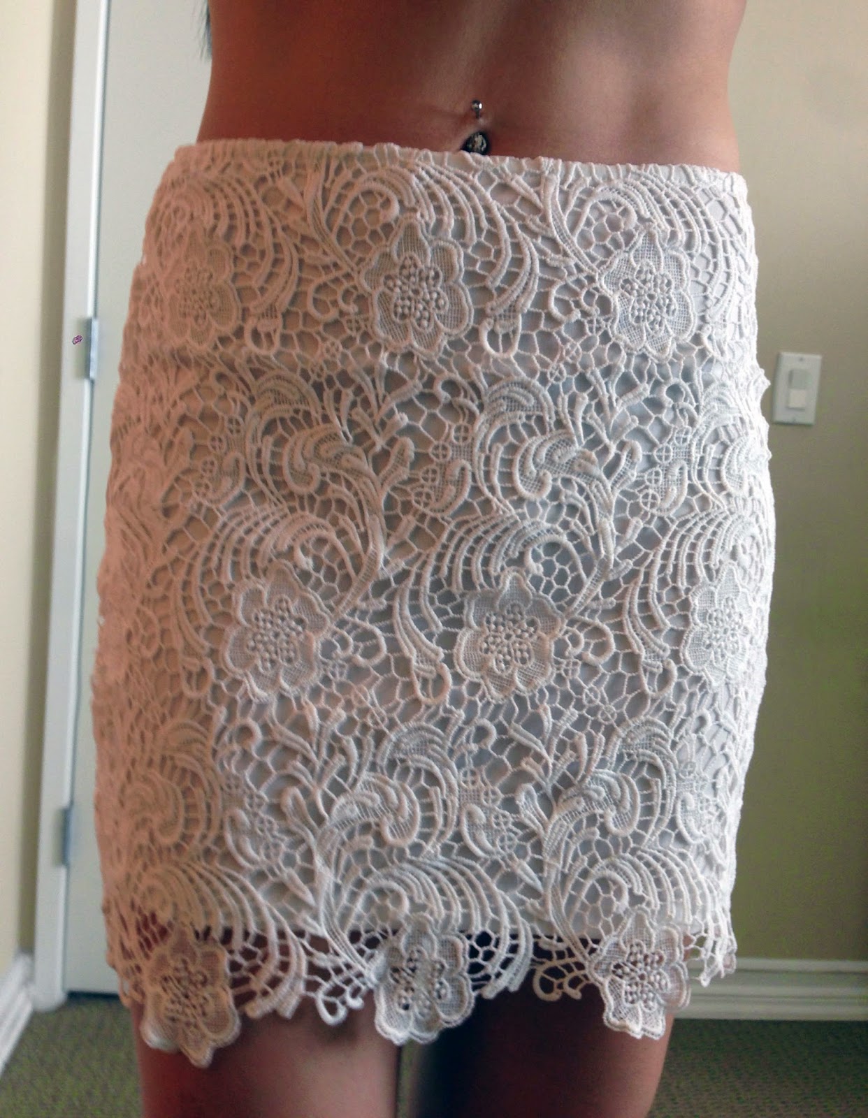 Lace Short Skirt 109