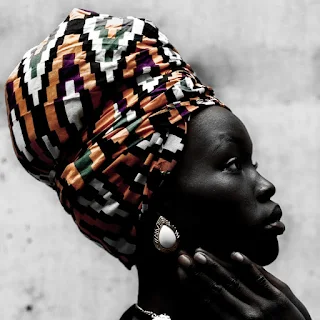 Wrap African head wraps with confidence