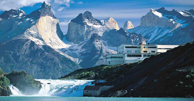 5 isolated hotels on the mountain attract tourists