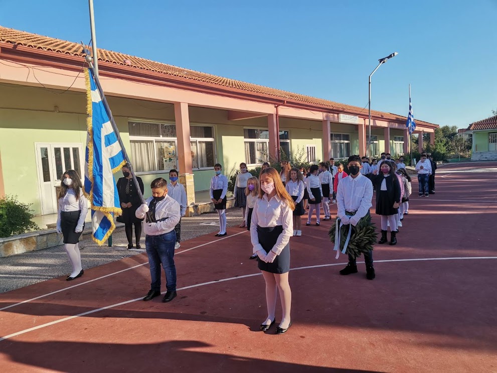 Οι μαθητές του σχολείου έδωσαν το παρόν για την Εθνική Επέτειο του ΌΧΙ, του ΑΕΡΑ και της ΑΝΤΙΣΤΑΣΗΣ στον πόλεμο του 1940