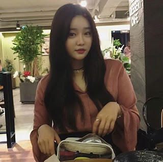 정채연 도플갱어 스톤뮤직 이시인 .gif | 인스티즈