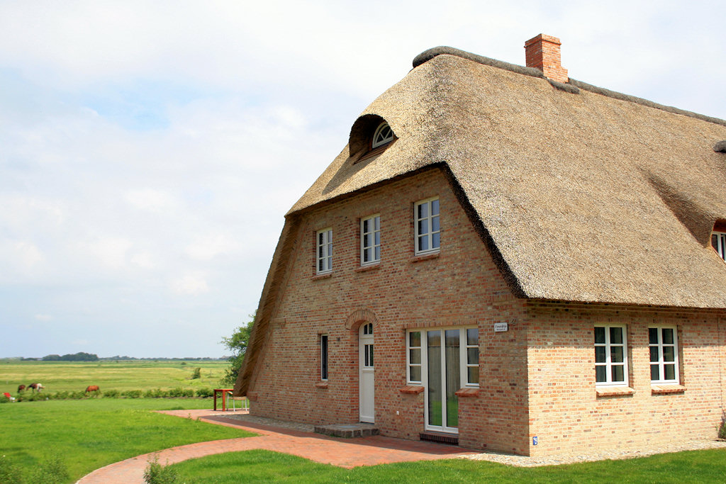 ReetdachFerienhaus FriesenBrise Reetdachhaus St. PeterOrding