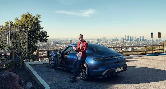 Porsche Taycan Turbo - Mobil Listrik Pesaing Tesla