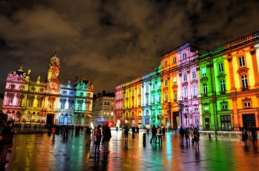 Lyon. Les lumières des rues ne seront plus éteintes la nuit, voici à partir  de quand