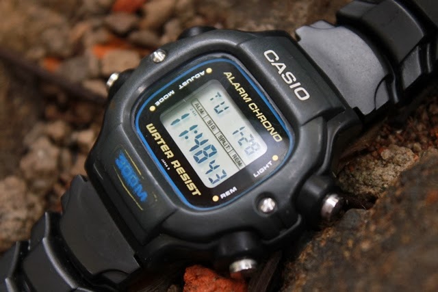 R O N Y - A R L O J I: CASIO DW 340 HEAVY DUTY ( SOLD )