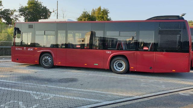 Arrivati 20 nuovi bus nella rimessa di Acilia