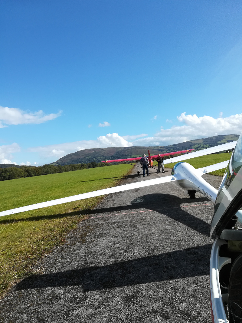 Devon & Somerset Gliding Club News Tues 29th September Denbigh