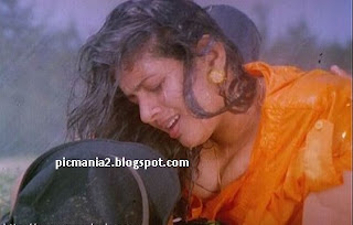  Suchitra boobs popping out Malayalam actress Suchitra lip kiss Suchitra Hot Boob n cleavage Mallu actress Suchitra's unseen cleavage show
