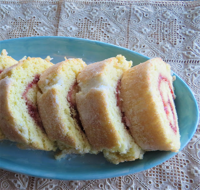 Mary Berry's Swiss Roll (A Tutorial) The English Kitchen