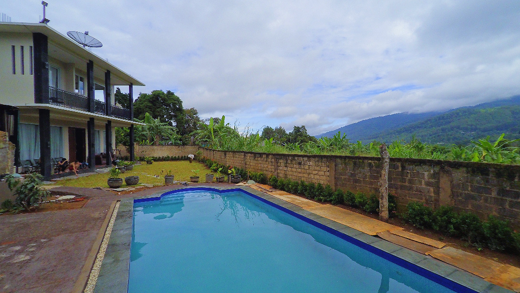 (Avilla Resort, Puncak) Villa Modern di Dekat Kebun Teh