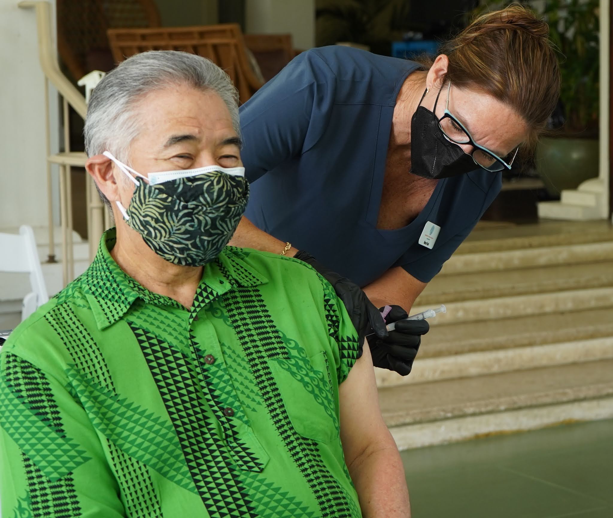 All Hawaii News Gov. Ige and get vaccinated, Maui tops Oahu in
