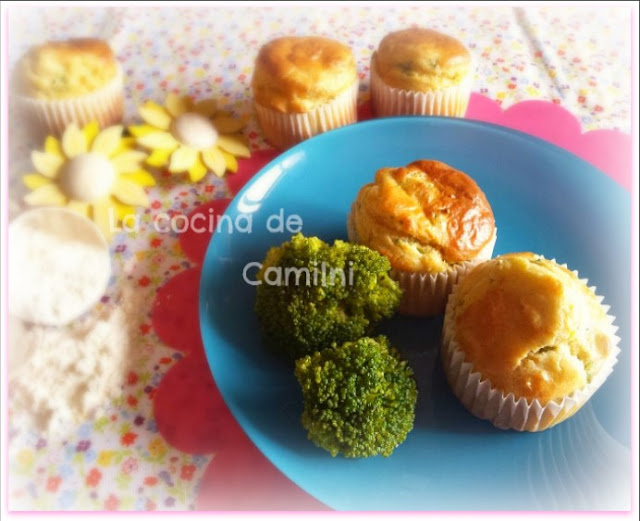 Muffins de brócoli y gambas (La cocina de Camilni)