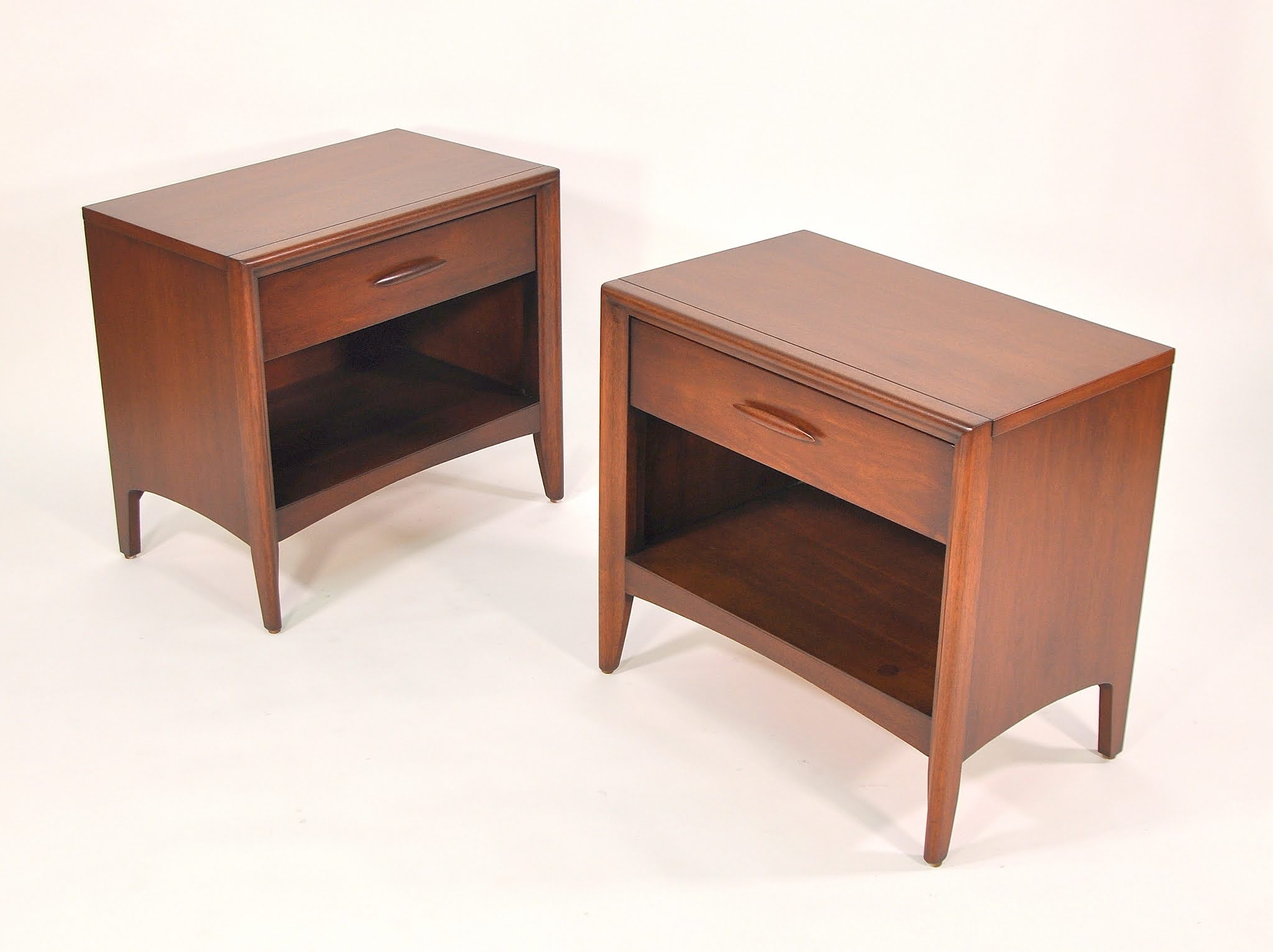 SELECT MODERN Pair of Broyhill Emphasis Nightstands or Side Tables