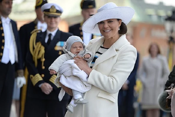 Crown Princess Victoria, Princess Estelle, Prince Oscar