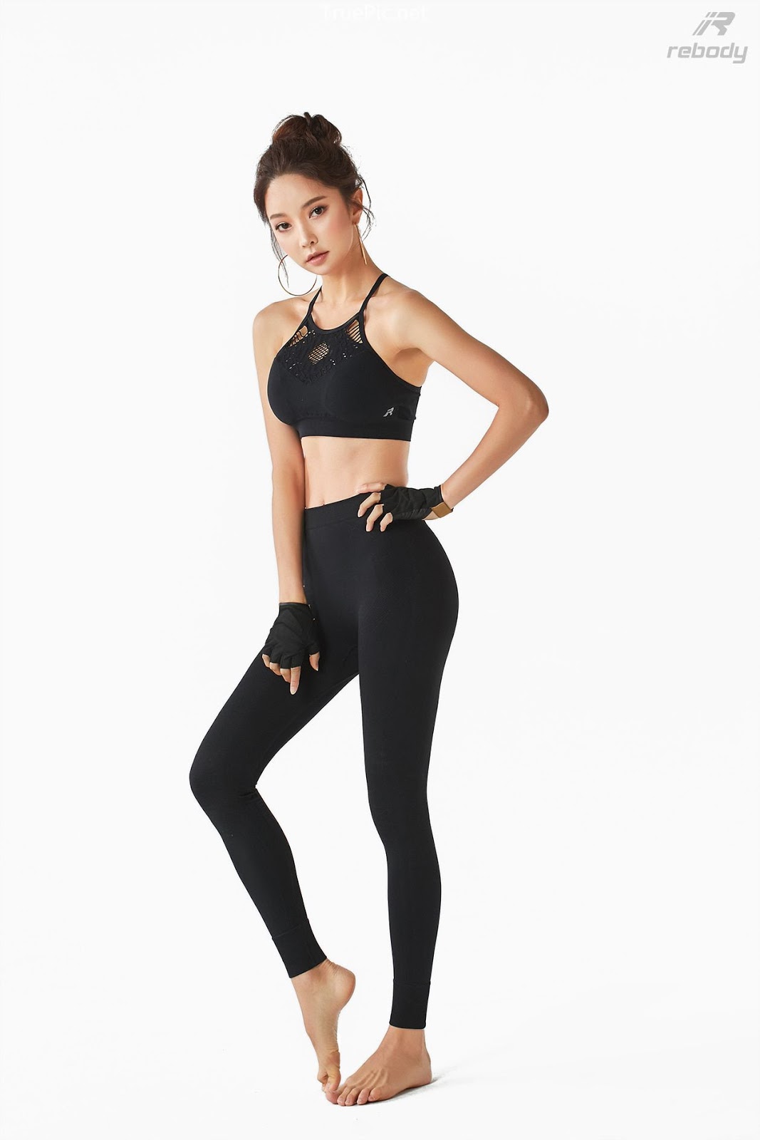 Park Soo Yeon - Sports Bra Fitness Set - Korean fashion model - Picture 9