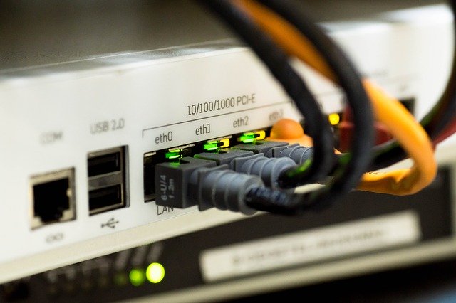 4 Advantages and Disadvantages of Ethernet | Limitations & Benefits of  Wired Networks