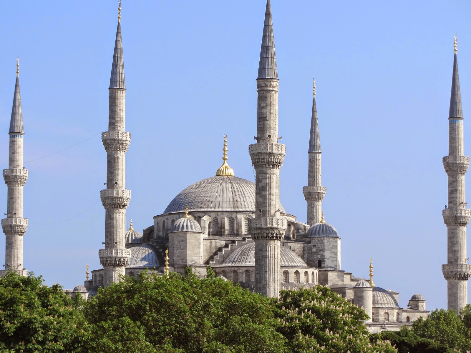 [Image: Sultan-Ahmet-Cami-Blaue-Moschee-Istanbul...831%29.jpg]