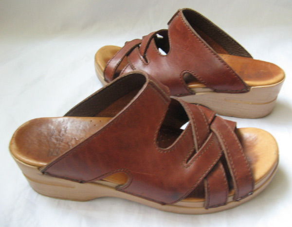 dansko sage wedge sandal