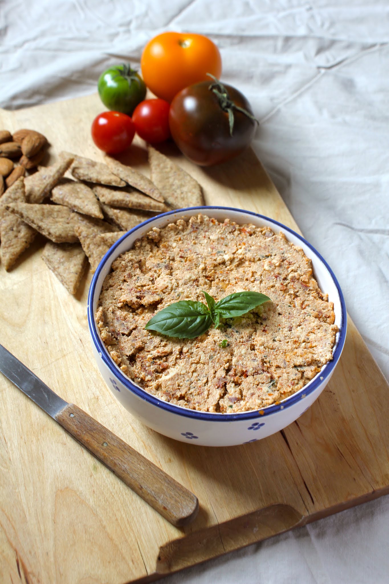 Tofu italian style dip with sundried tomato, almonds and herbs // Sauce