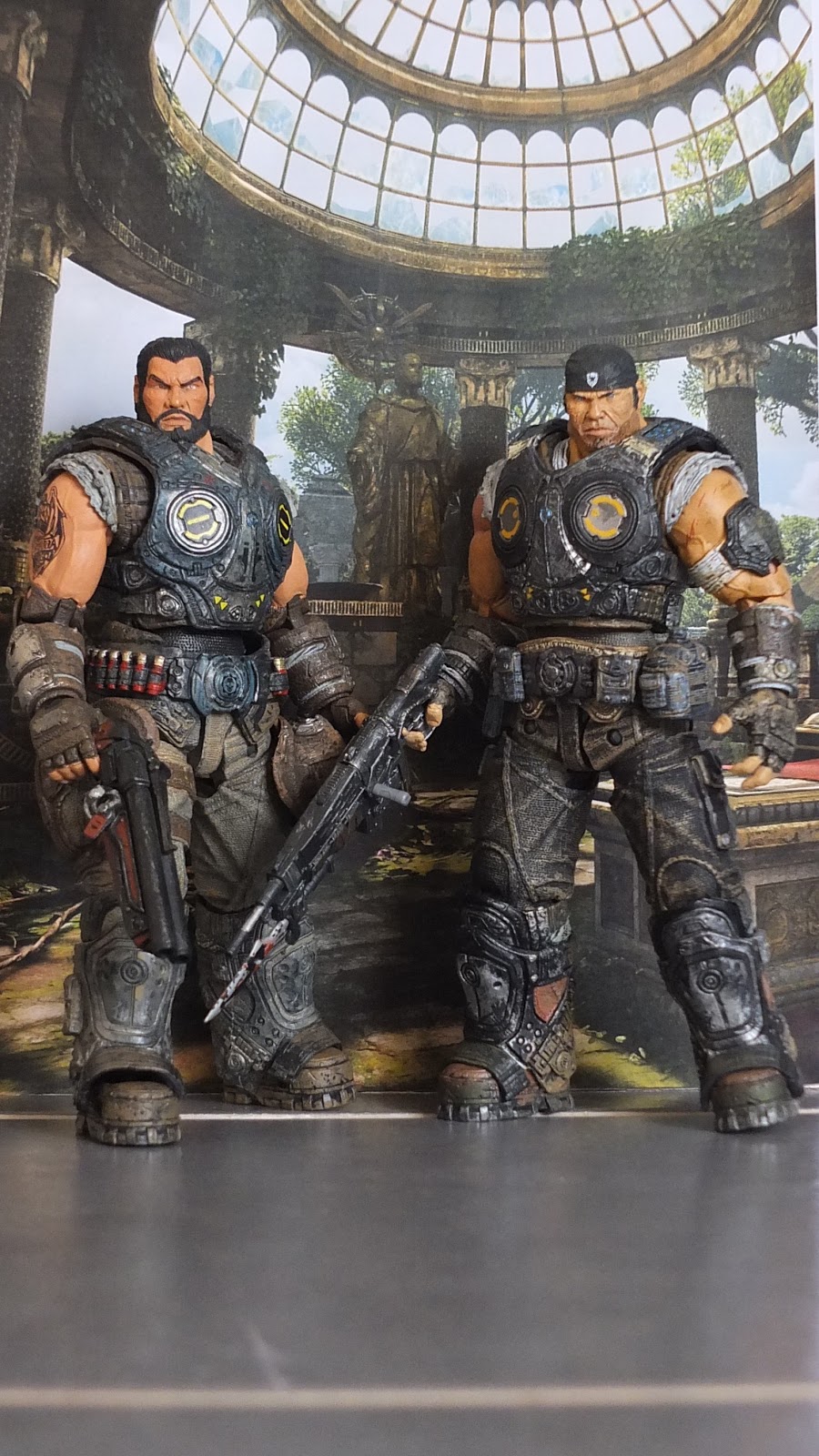 Toys n' News Review NECA Gears of War 3 Series 2 Dom Santiago (2011)