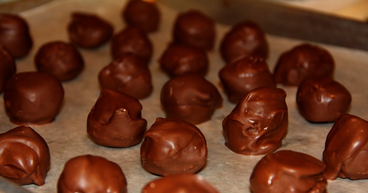 Deep South Dish Old Fashioned Peanut Butter Balls