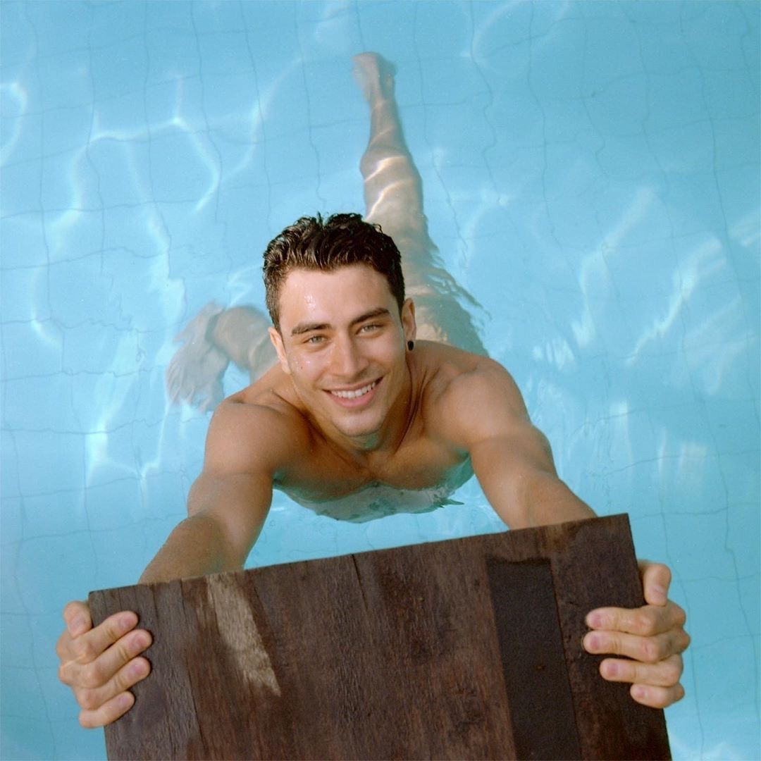 827e6e9c092c93630f801e19e36f6dae85927c1c