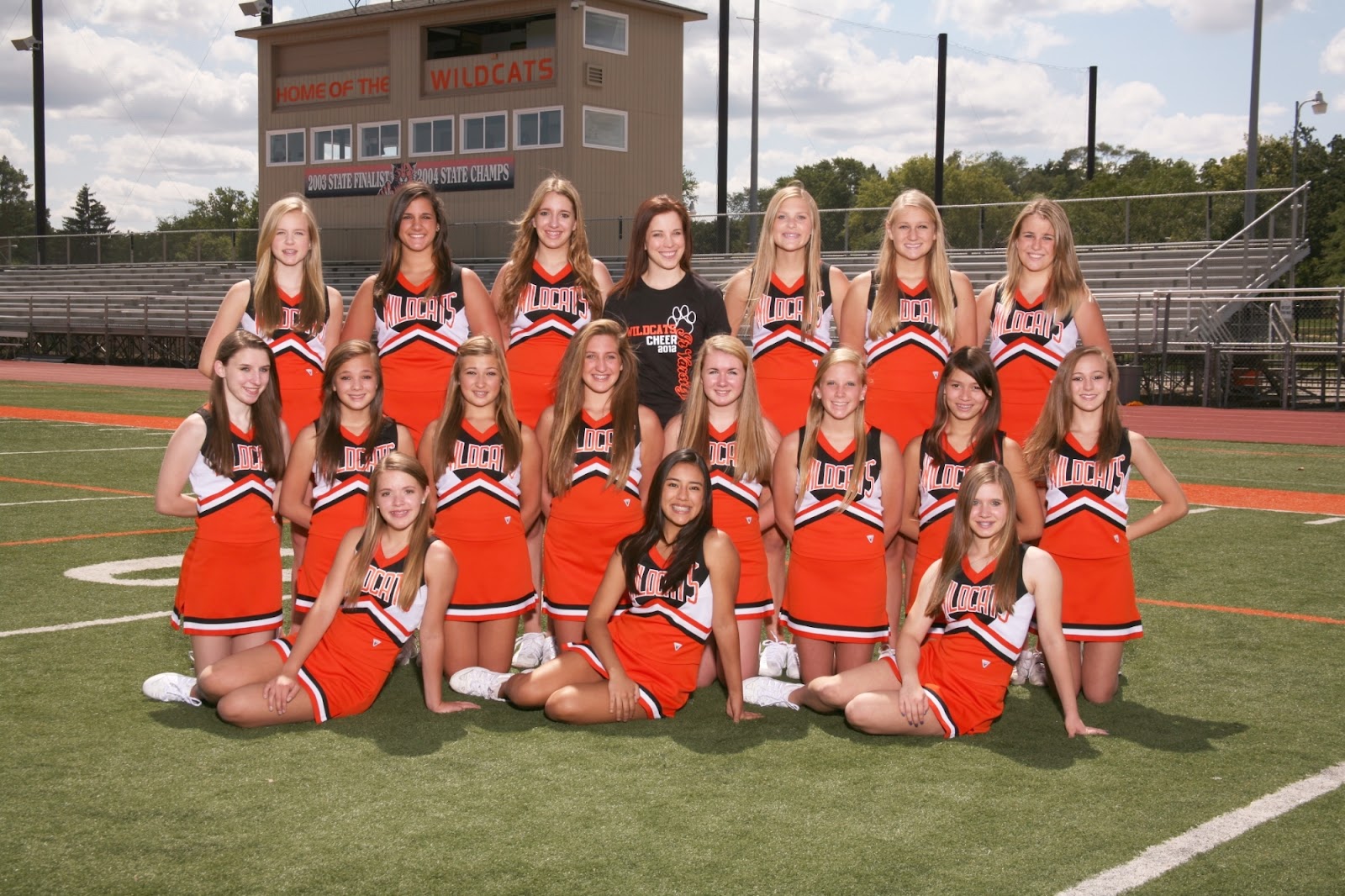 LHS CHEERLEADING TEAM PHOTOS