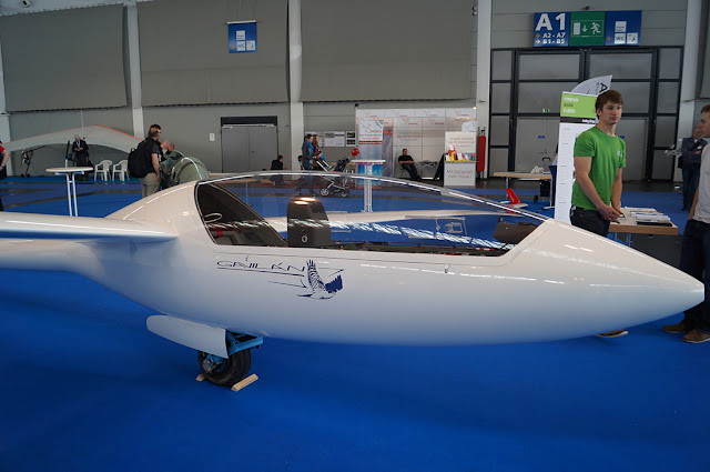 szd.com.pl Dziób szybowca organizacji Idaflieg na Aero Friedrichshafen 2013