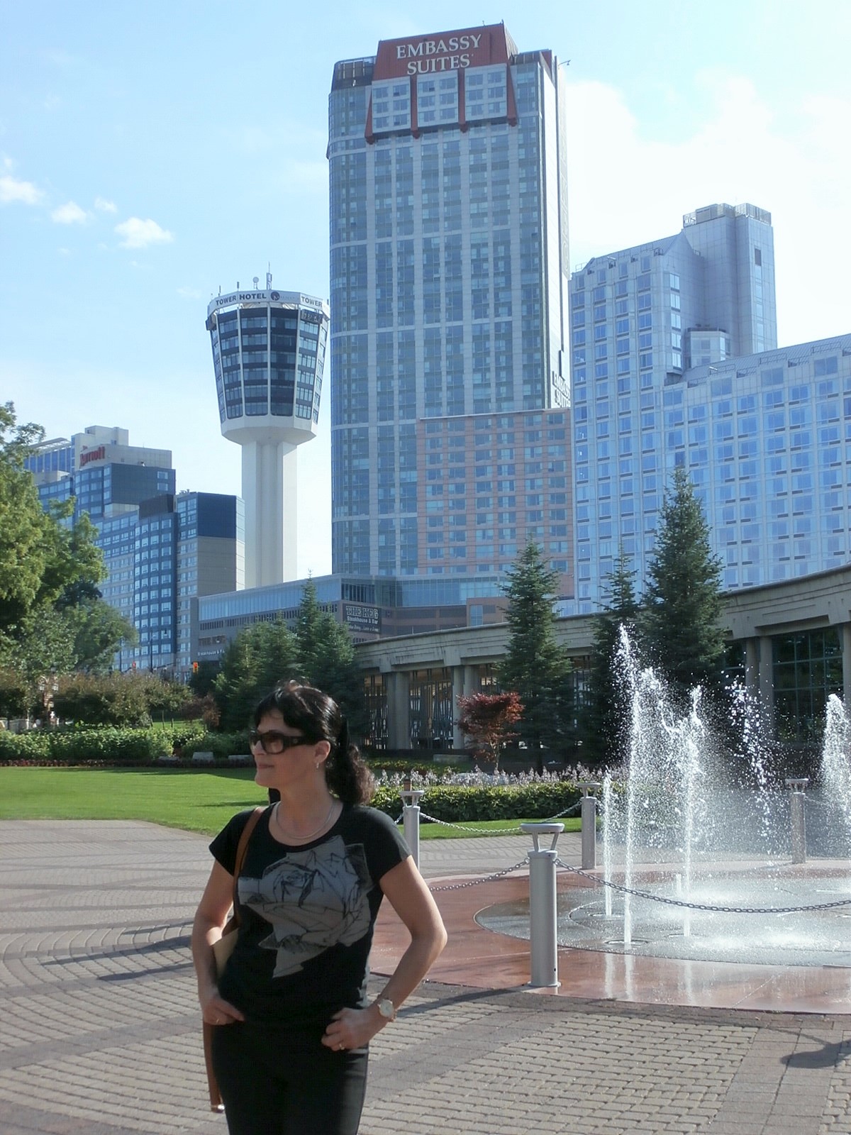 Înapoi, acasă la mine. Aici, July 25th, la Niagara Falls