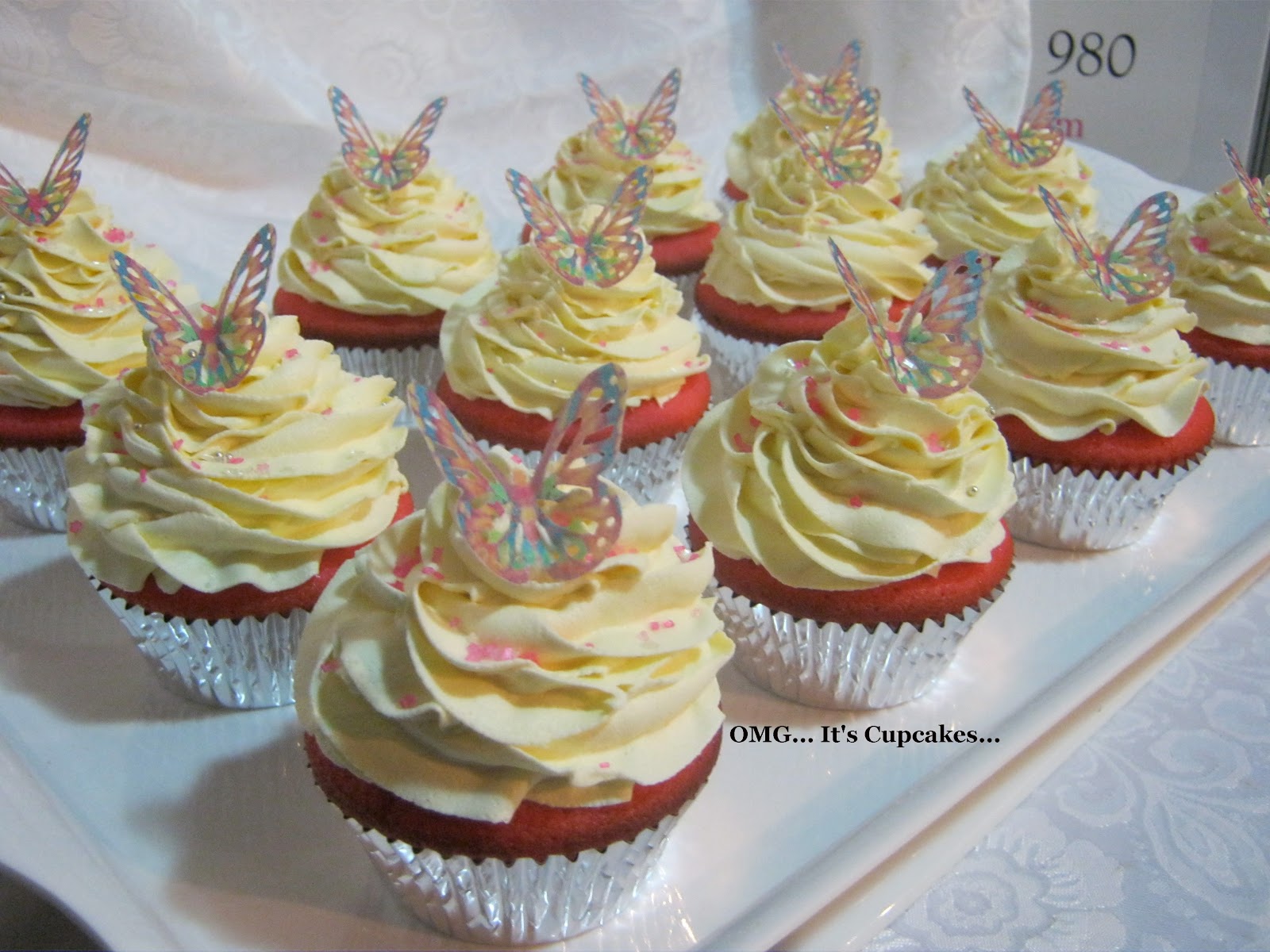 OMG... It&amp;#39;s Cupcakes...: Beautiful Butterfly Birthday Cupcakes