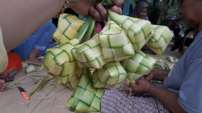 Cara membuat ketupat lebaran ketupat lebaran enak dan tida mudah bau