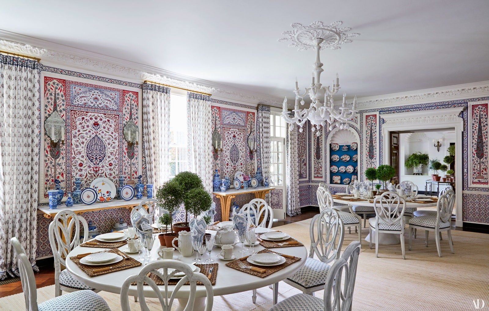 Décor Inspiration | At Home With: Tory Burch, Southampton