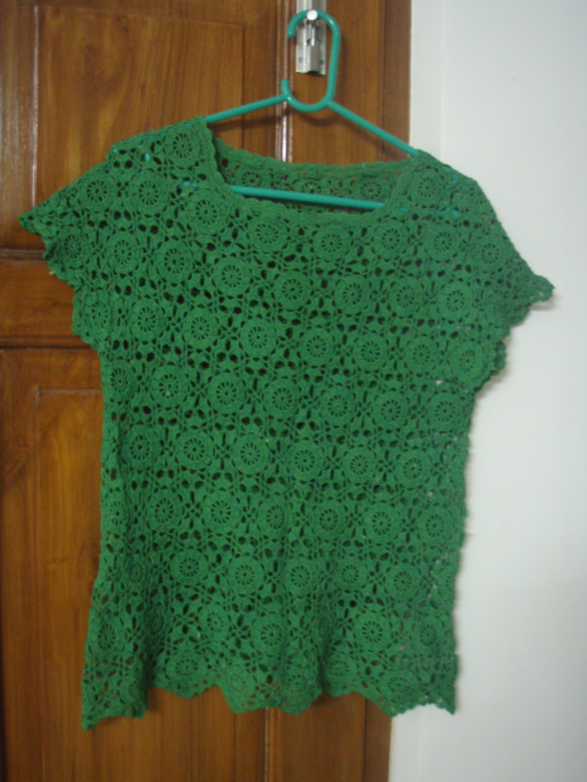 Crochet blouses in Women&apos;s Shirts &amp; Blouses - Compare Prices, Read