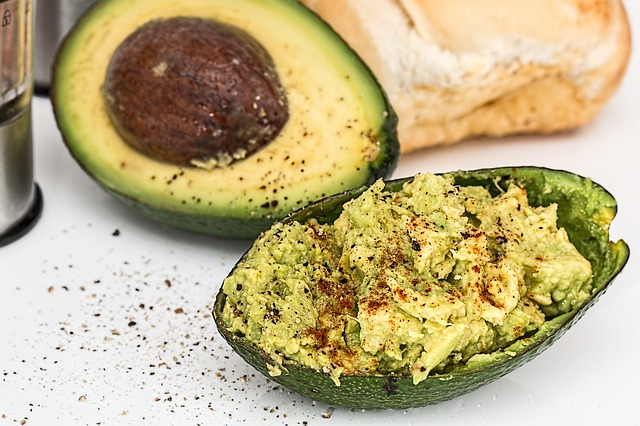 beneficios-de-la-palta