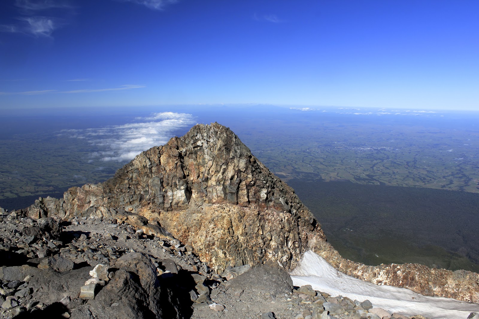 Kiwi Travels Besteigung des Mount Taranaki und mehr