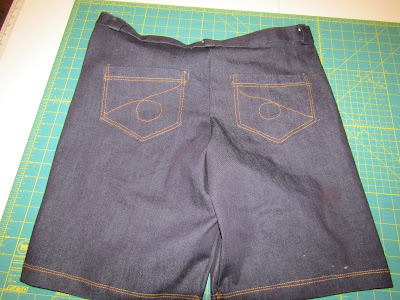 Butterick 5022 Shorts www.sewplus.blogspot.com