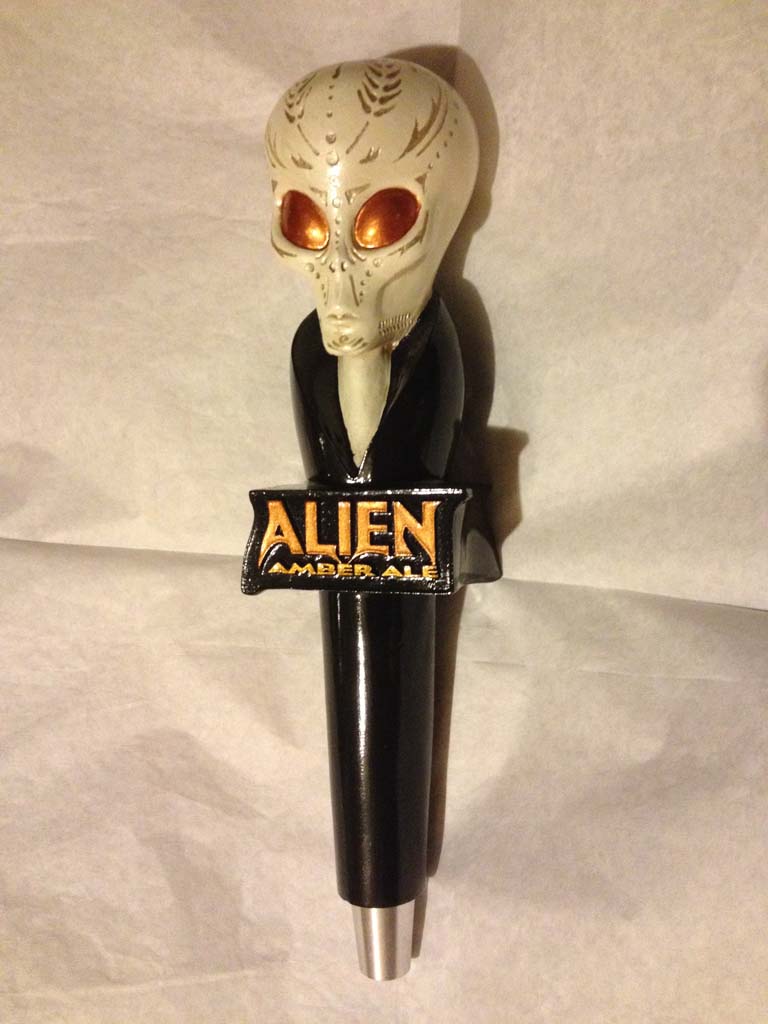 Tap Handle 311 Sierra Blanca Alien Amber Ale Alien Head
