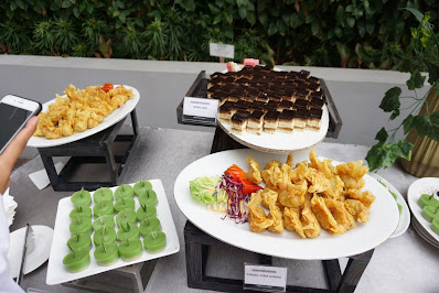 snacking time di harper hotel