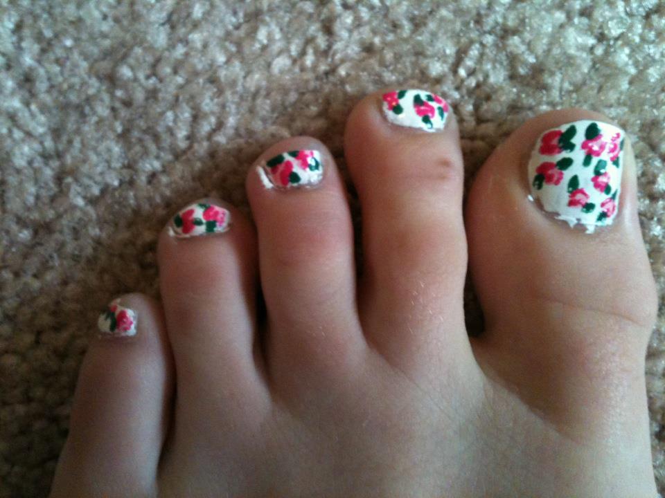 Manicureme!: Panda, Ocean, and Rose nail designs