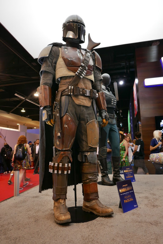 Pedro Pascal Star Wars: The Mandalorian costume Mandalorian costume