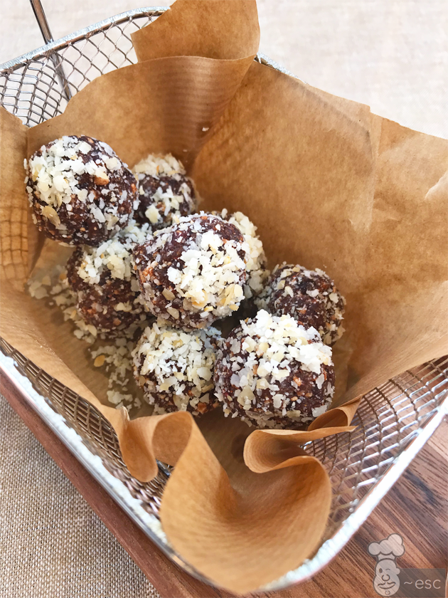 Snacks de espelta inflada con arándanos y cacao